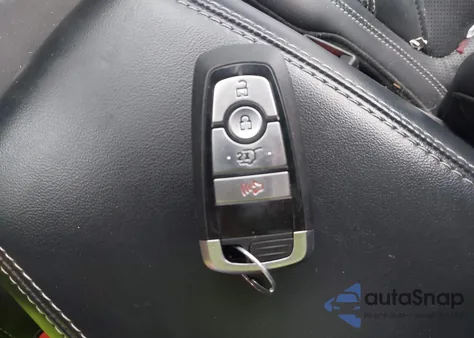 2021 Ford Mustang Mach-E Premium z USA, uszkodzony, nr VIN 3FMTK3SS3MMA57296